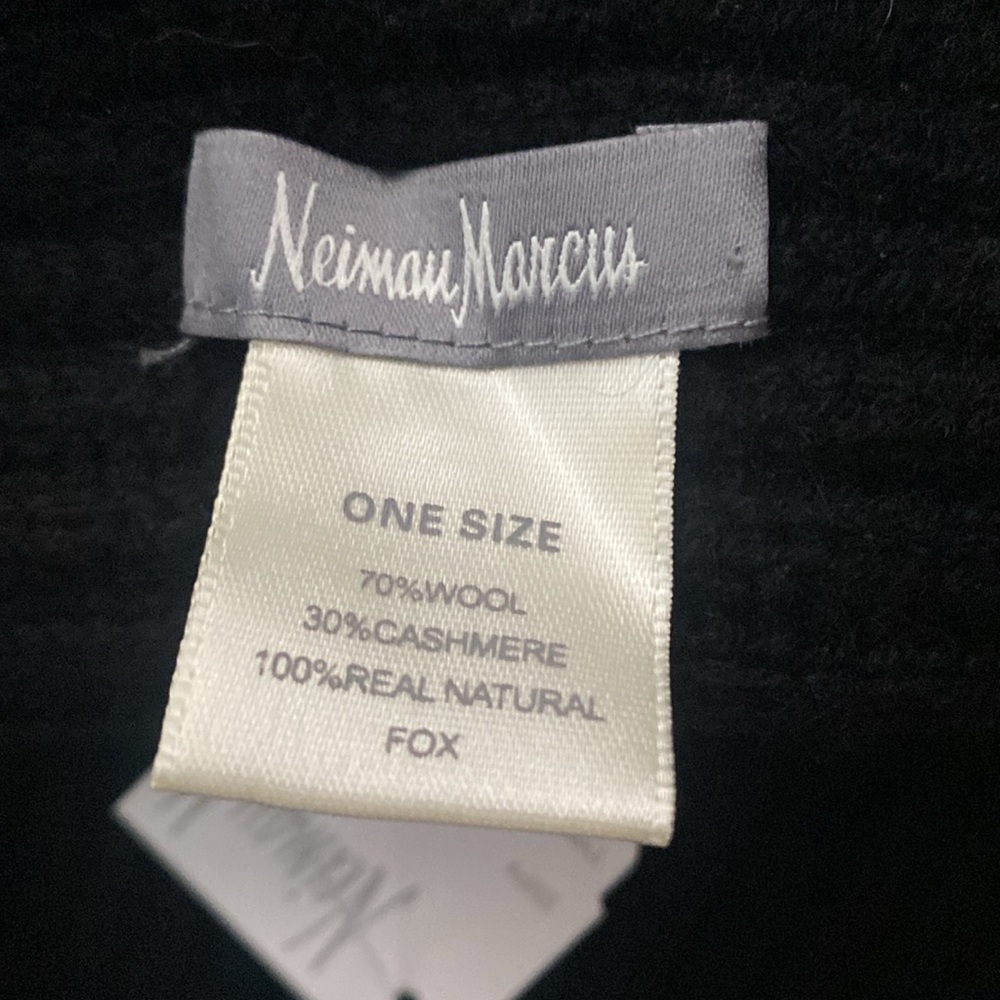 Neiman Marcus - Picture 2 of 5
